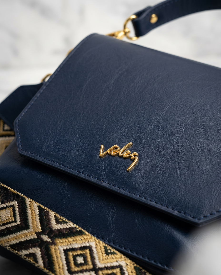 Bolso Carriel Velez de Cuero – Lanzamiento Exclusivo con 80% de Descuento