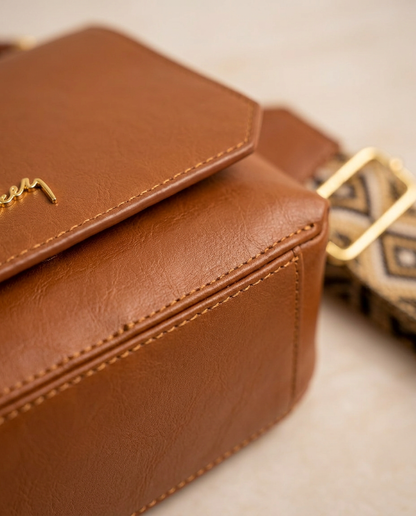 Bolso Carriel Velez de Cuero – Lanzamiento Exclusivo con 80% de Descuento